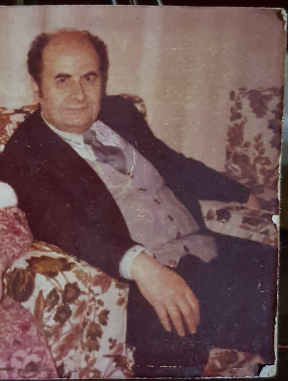 أ جورج كرم مربي من طرطوس
